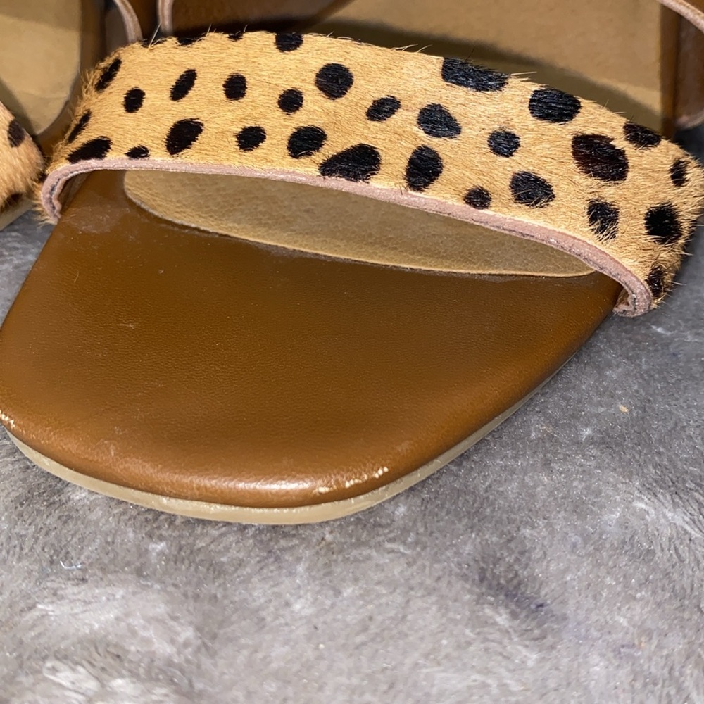 0916 Crown Vintage Vicki Leopard Sandals - Picture 9 of 10